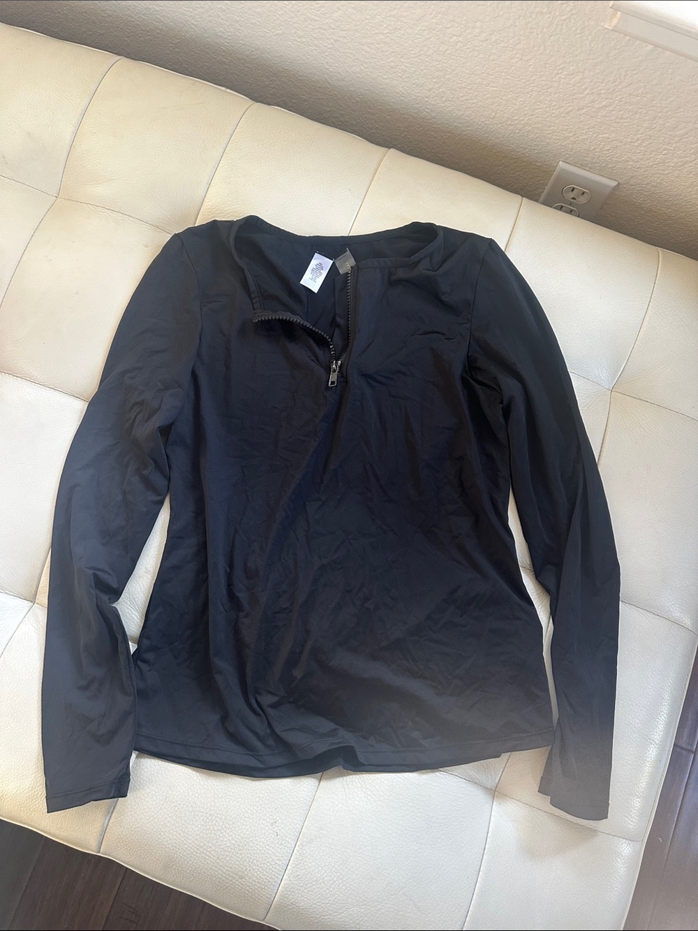 Women's Black Long-Sleeve Half-Zip Tee